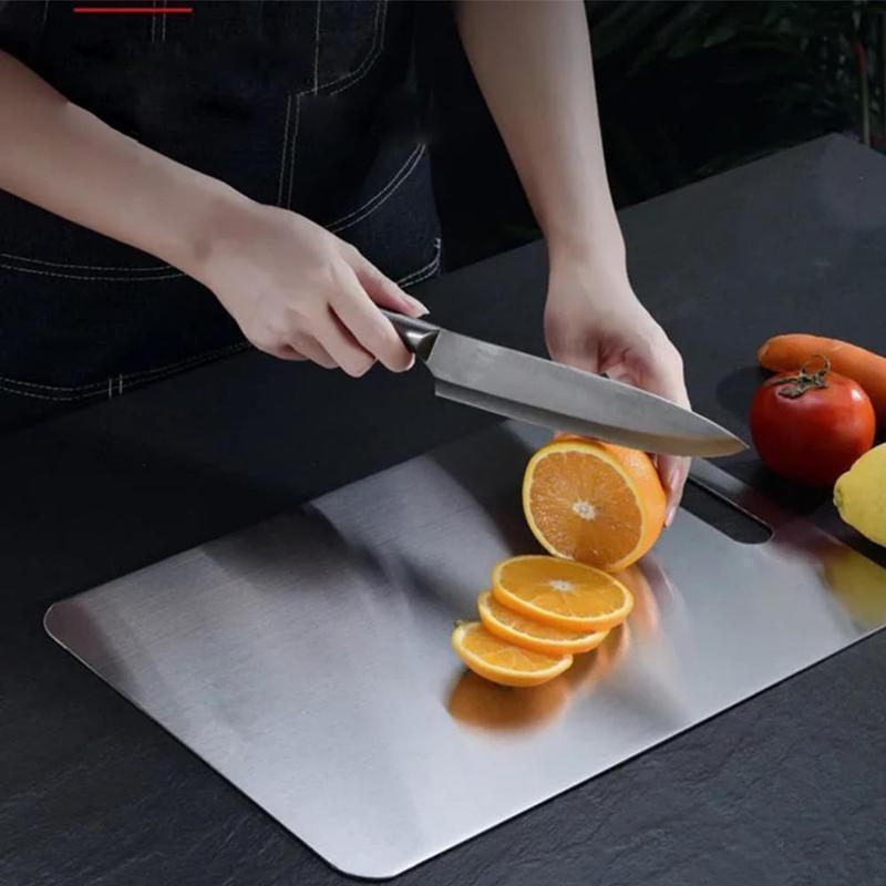 Tagliere in acciaio inossidabile resistente, tagliere antiaderente a doppia faccia in acciaio inox 304 (tagliere sottile e leggero 11,02 pollici x 15,35 pollici) leggero